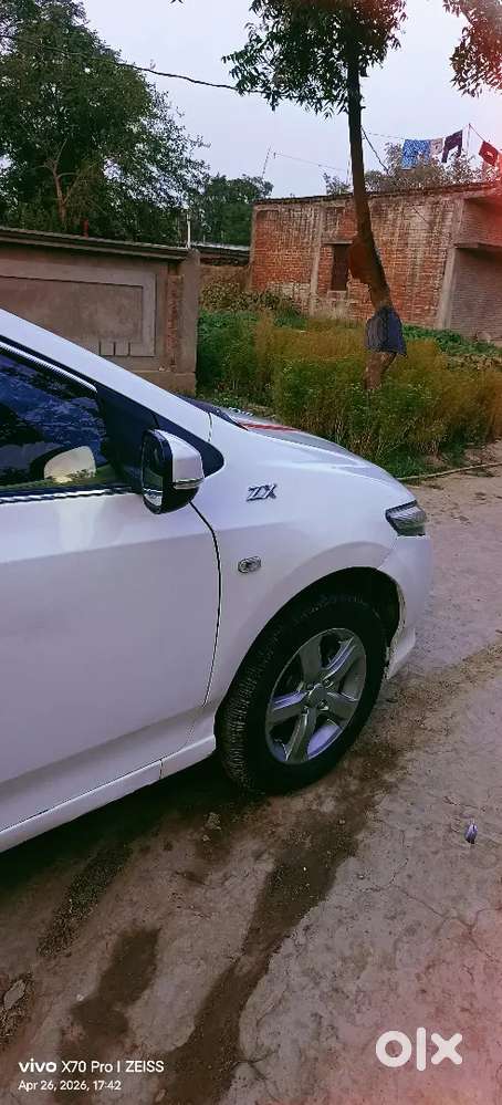 Honda City Hybrid Ehev 2010