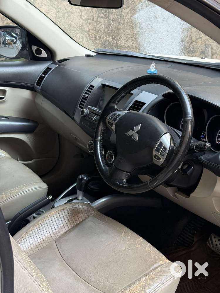 Mitsubishi Outlander 2.4 Mivec, 2012, Petrol