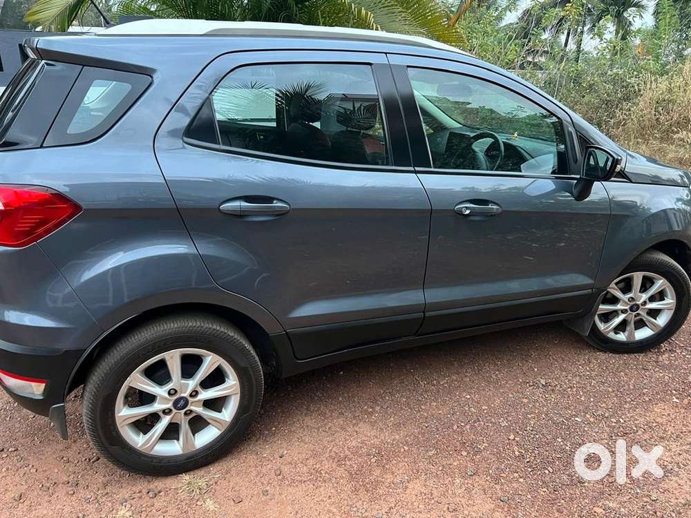 Ford Ecosport Titanium Petrol Manual 59000 Km Driven With Record