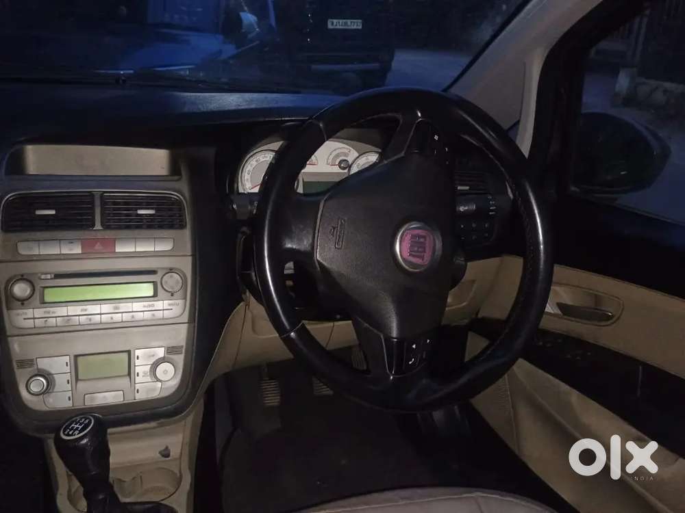 Fiat Linea Diesel  Powerful Engine  Well Maintained\luxury Sedan