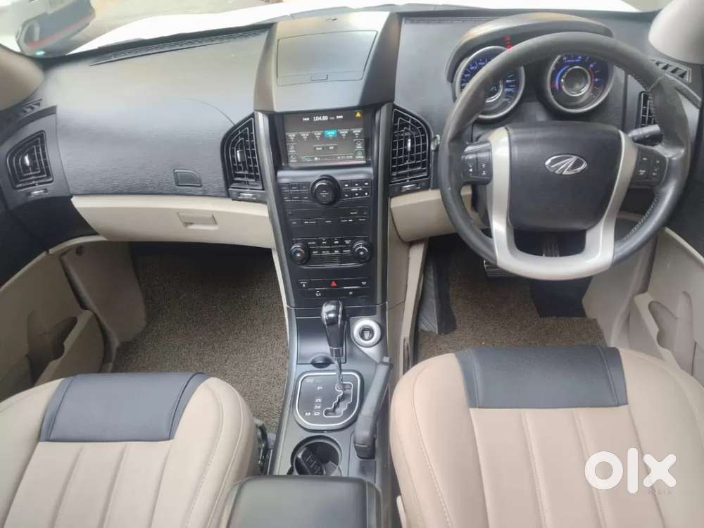 Mahindra Xuv500 At W10 Fwd, 2016, Diesel