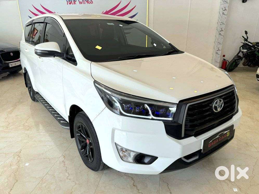 Toyota Innova Crysta [2020-ongoing] 2.4 Gx 7 Str, 2025, Diesel