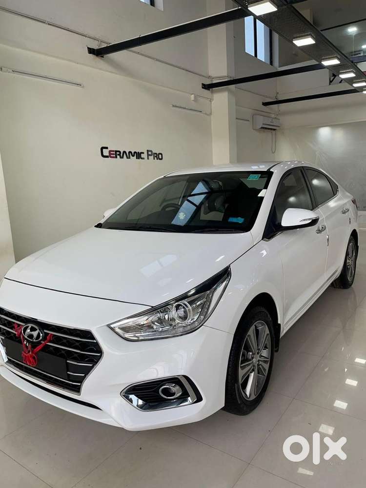 Hyundai Verna 1.6