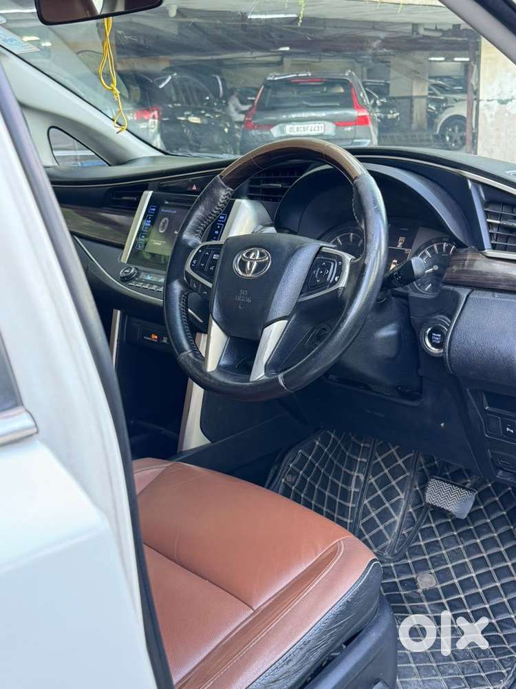 Toyota Innova Crysta 2.8 Zx At, 2016, Diesel