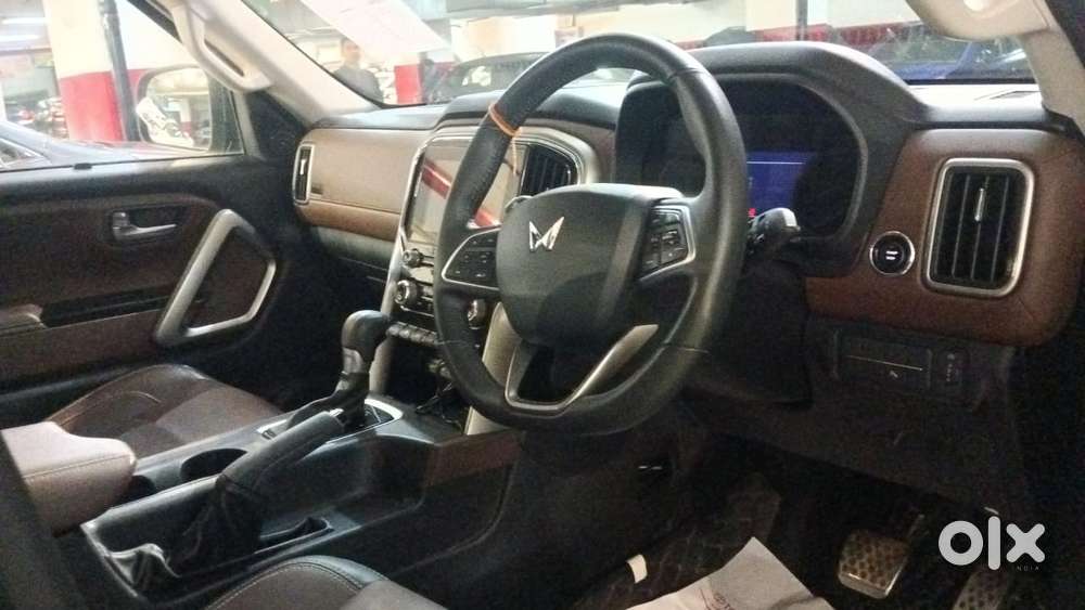 Mahindra Scorpio-n 2.0 Z8 L Petrol At 7 Str, 2022, Petrol