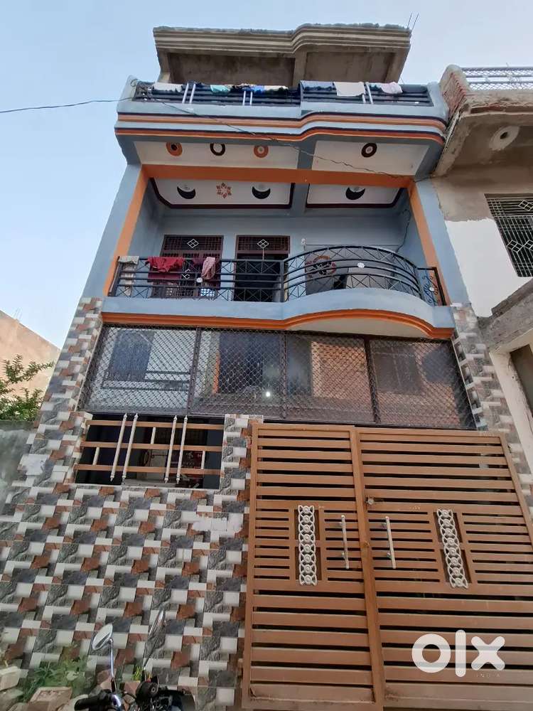 17&times;37 house