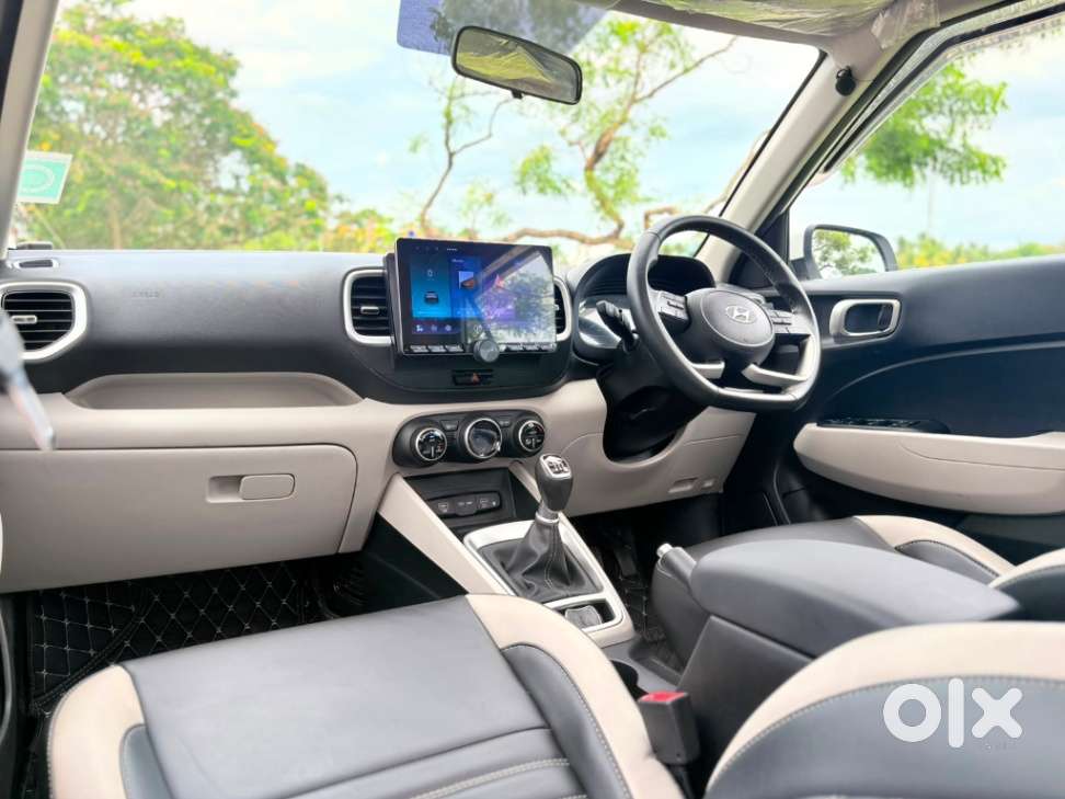 Hyundai Venue Sx (o) Mt 1.5 Diesel, 2023, Diesel