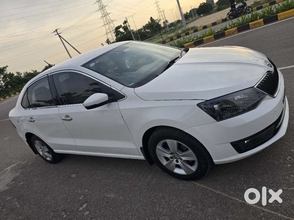 Skoda Rapid 1.6 Mpi Ambition, 2019, Petrol