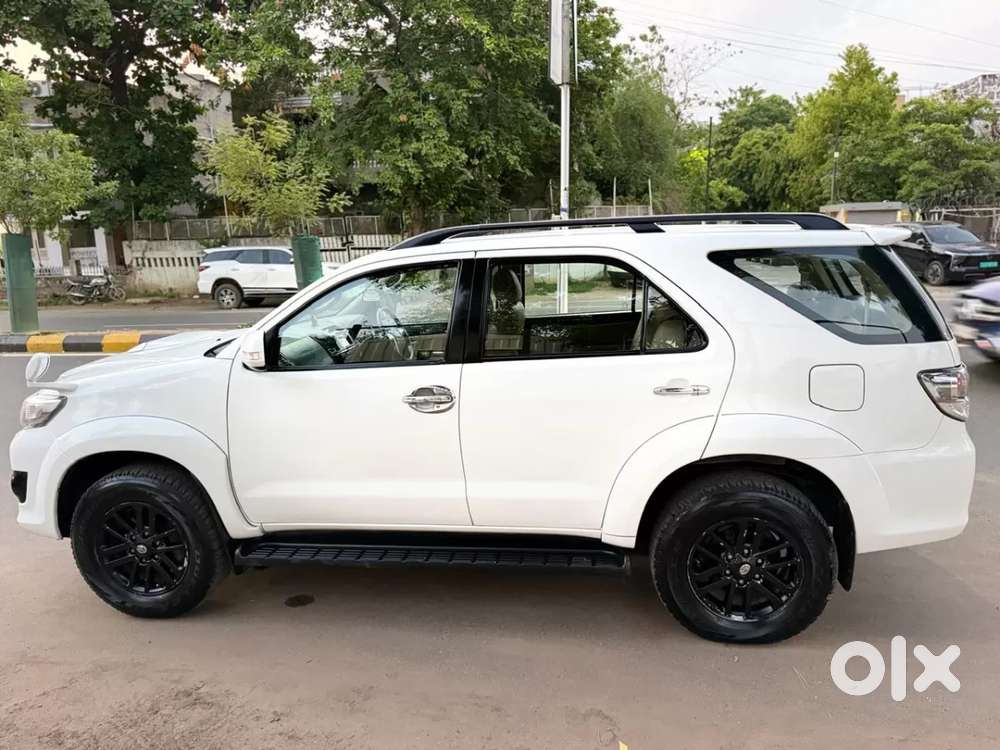 Toyota Fortuner, 2014, Diesel