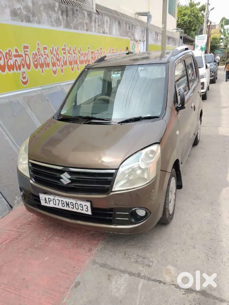 Maruti Suzuki Wagon R. Lpg And Petrol