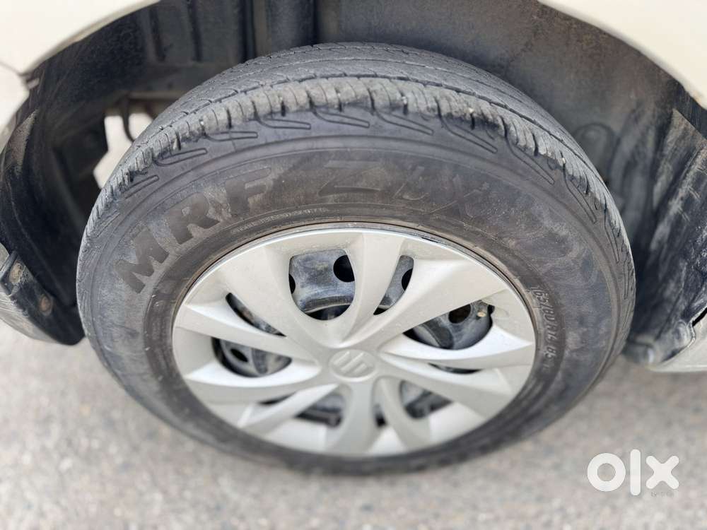 Maruti Suzuki Swift Dzire 1.2 Lxi (o), 2016, Petrol