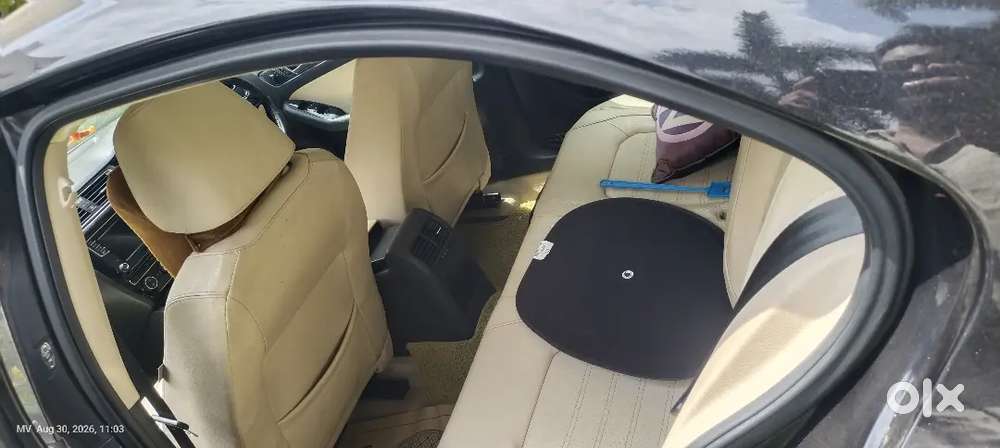 Volkswagen Jetta 2020 Drive,