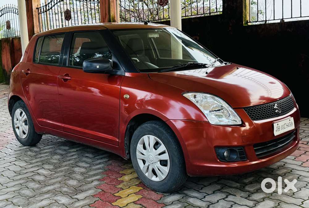 Maruti Suzuki Swift Vxi + Manual, 2009, Petrol