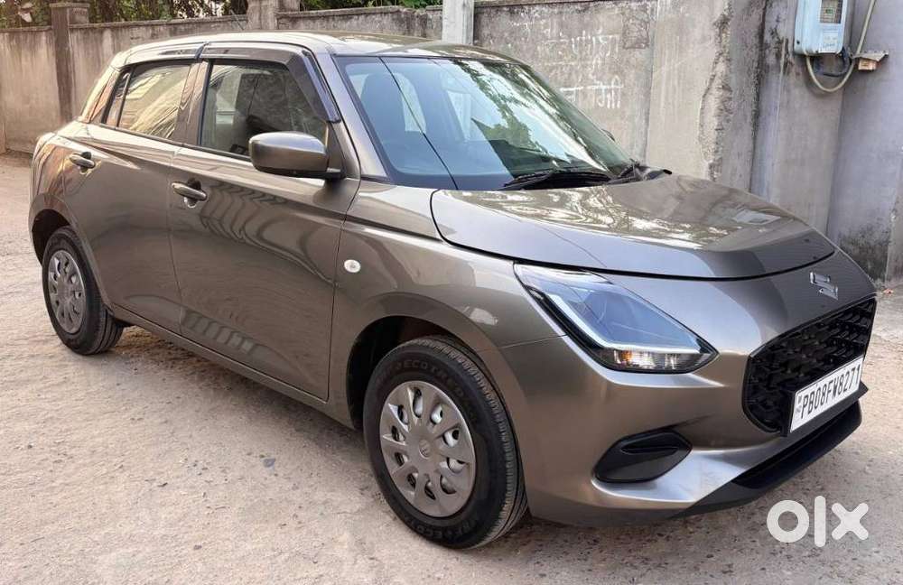 Maruti Suzuki Swift, 2025, Petrol