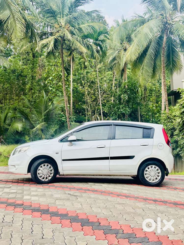 Chevrolet Sail U-va 1.2 Base, 2013, Petrol