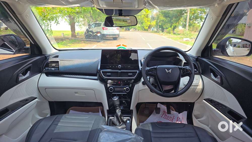 Mahindra Xuv 3xo Ax5 Ds Mt, 2025, Diesel