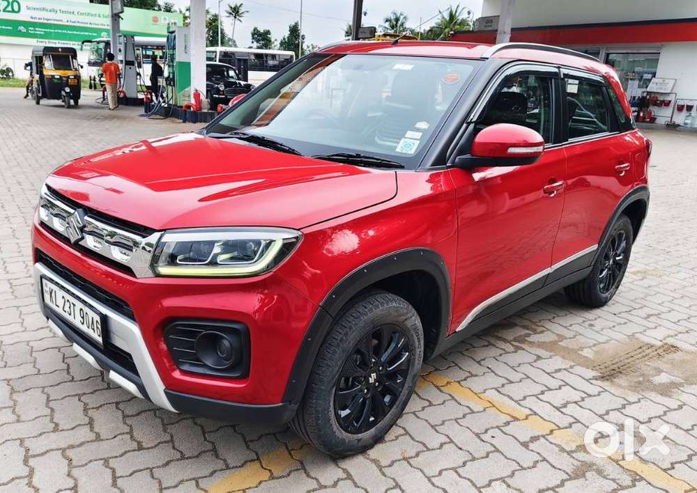 Maruti Suzuki Brezza 1.5 Zxi Smart Hybrid, 2021, Petrol