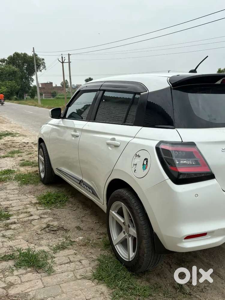 Maruti Suzuki Swift Vxi 2025