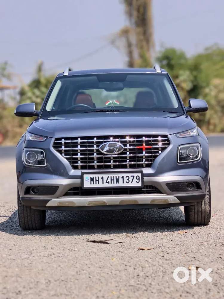 Hyundai Venue 2019 Diesel 74000 Km Driven