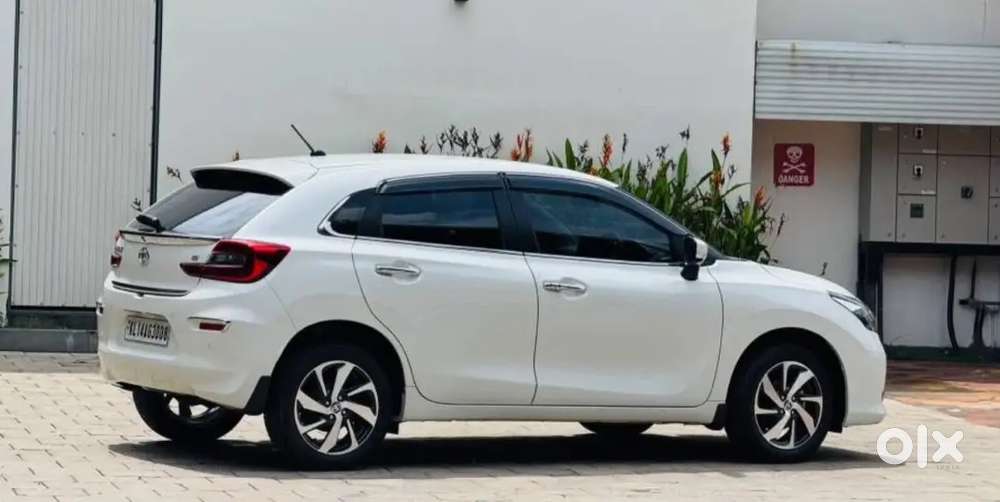 Toyota Glanza 2025 Petrol 5500 Km Driven