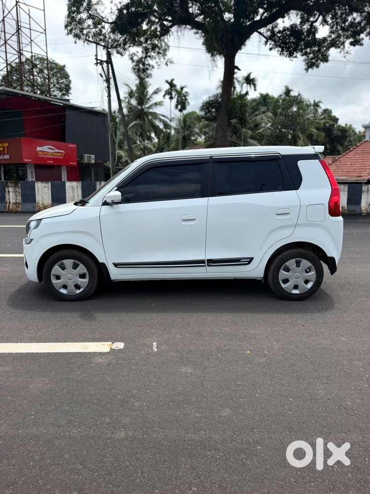 Maruti Suzuki Wagon R Zxi Amt 1.2, 2020, Petrol