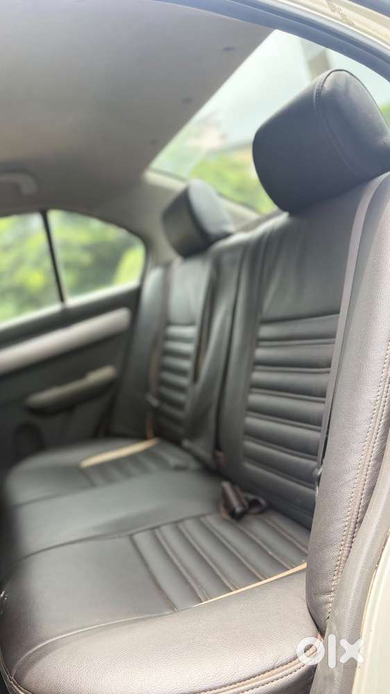 Maruti Suzuki Swift Dzire Vxi Optional, 2009, Petrol