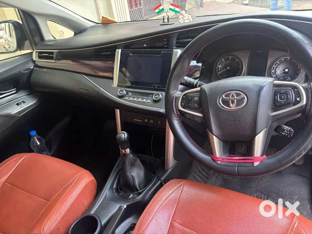 Innova Crysta 2.4 V Model 2020