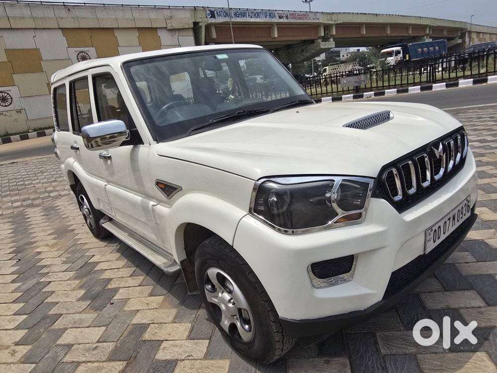 Mahindra Scorpio S2, 2016, Diesel