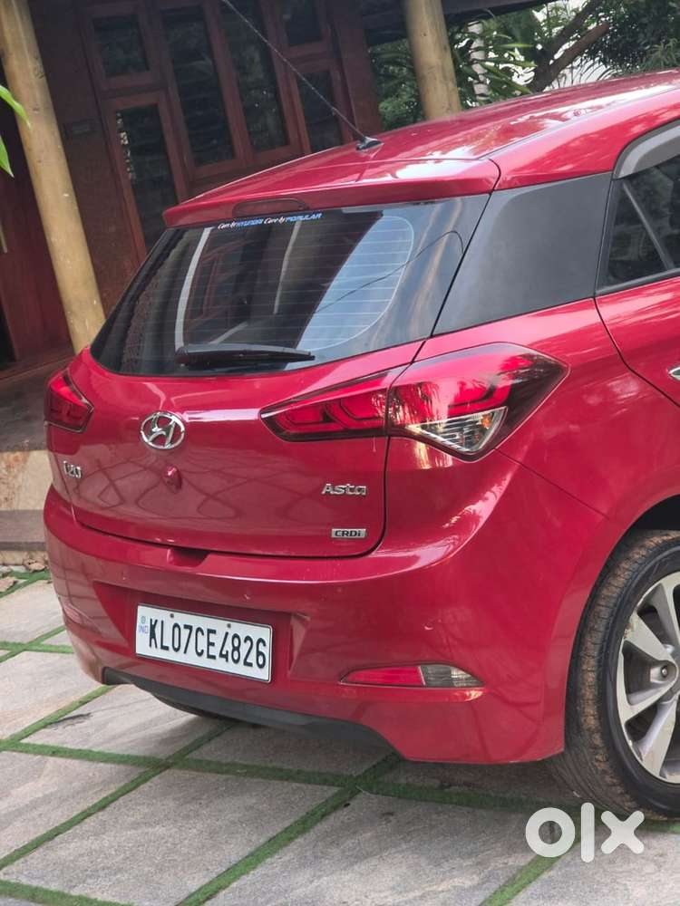 Hyundai Elite I20 Asta Diesel 2015 December Single Owner Company Ser