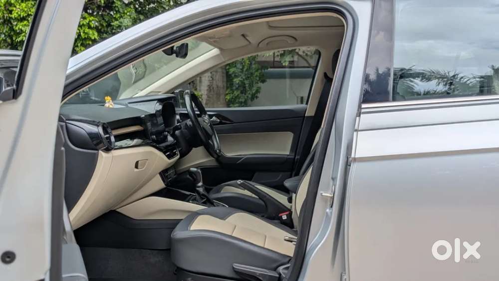 Skoda Slavia Style 1.5l Tsi Dsg, 2023, Petrol