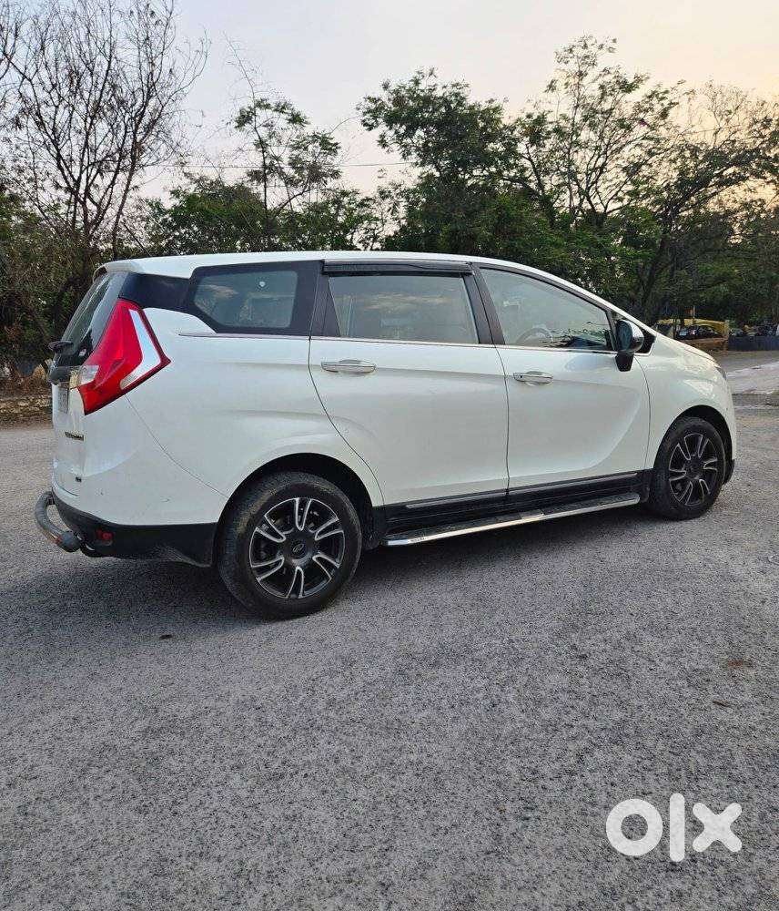 Mahindra Marazzo M8 8str, 2019, Diesel