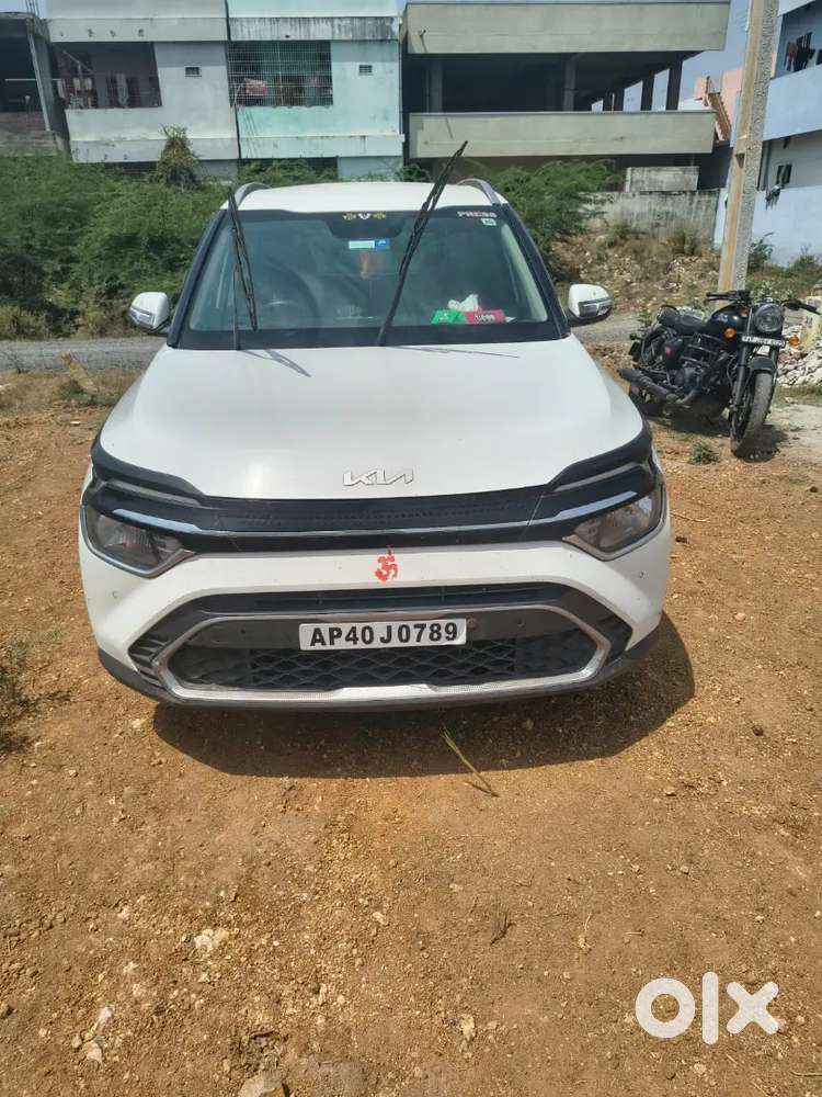 Kia Carens Luxury Diesel 2023