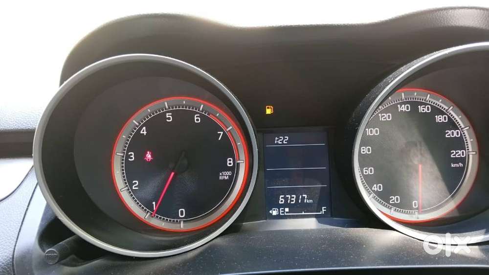 Maruti Suzuki Swift 2021 Petrol 70000 Km Driven