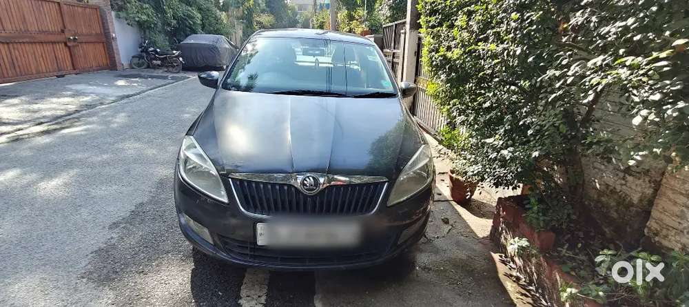 Skoda Rapid 2016 Diesel Good Condition Allow Wheel
