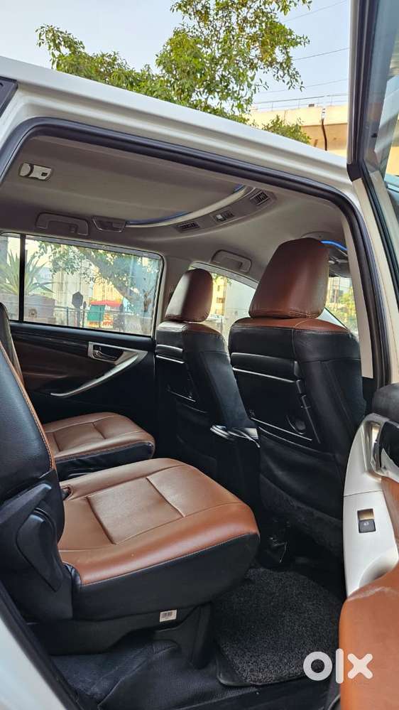 Toyota Innova Crysta 2.4 V 7 Str, 2022, Diesel