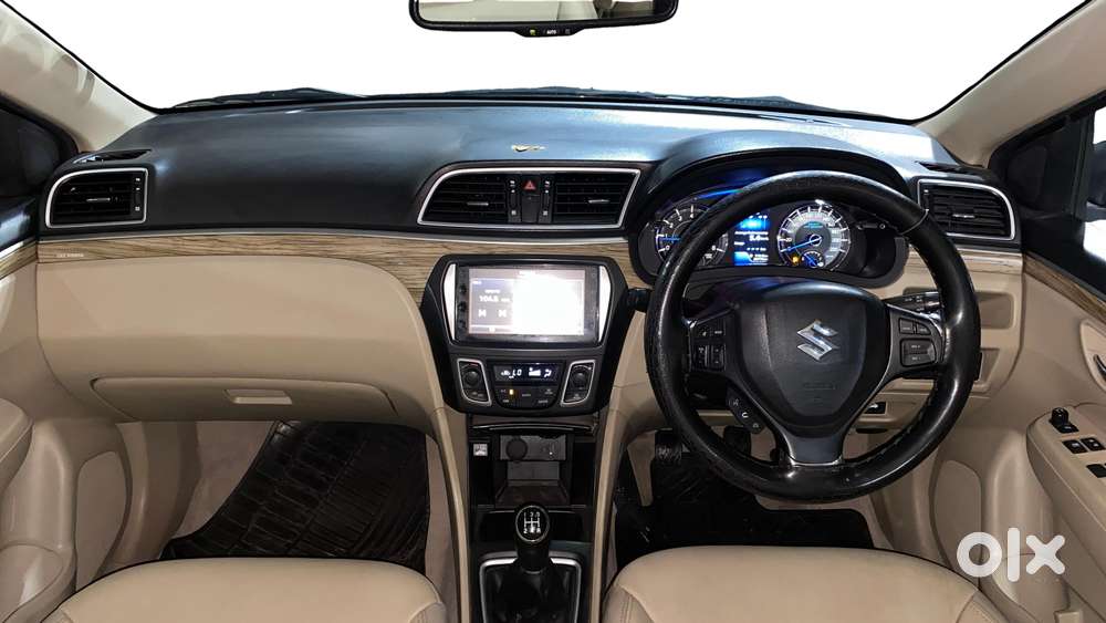 Maruti Suzuki Ciaz 1.5 Alpha Shvs Petrol, 2021, Petrol