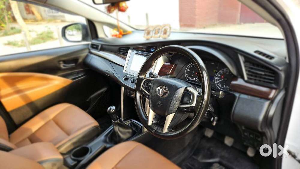 Toyota Innova Crysta 2.4 G Mt 8s, 2020, Diesel