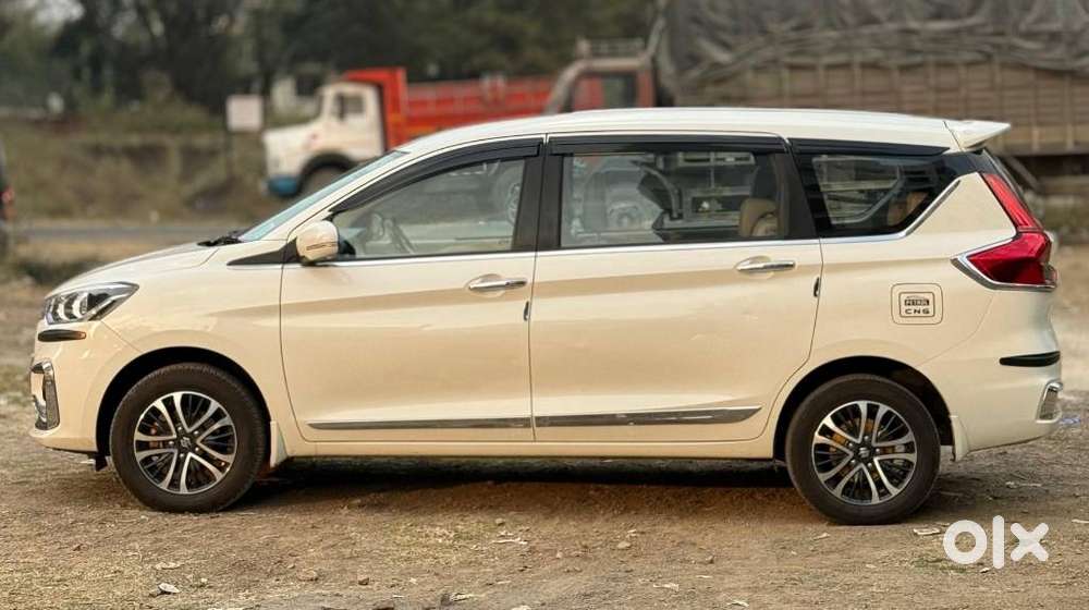 Maruti Suzuki Ertiga Zxi (o) Cng [2022-2023], 2023, Petrol