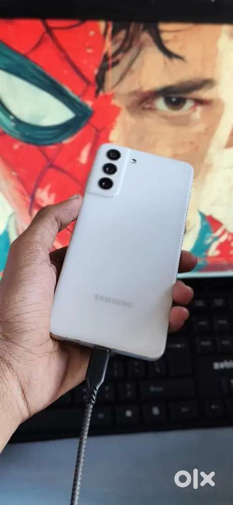 SAMSUNG S21 FE 8/128