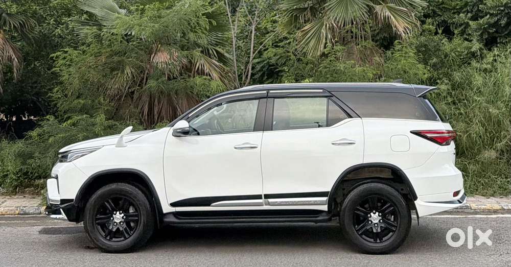 Toyota Fortuner Leader Edition (at), 2025, Diesel