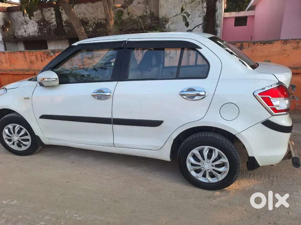 Maruti Suzuki Dzire 2016 Diesel 90000 Km Driven