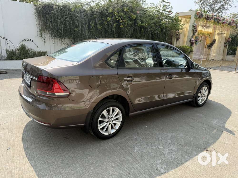 Volkswagen Vento 1.2 Tsi Highline Plus At, 2016, Petrol