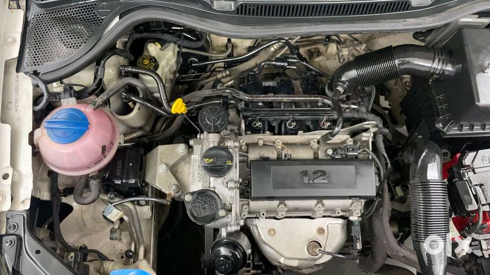 Volkswagen Polo Petrol Trendline 1.2l, 2015, Petrol