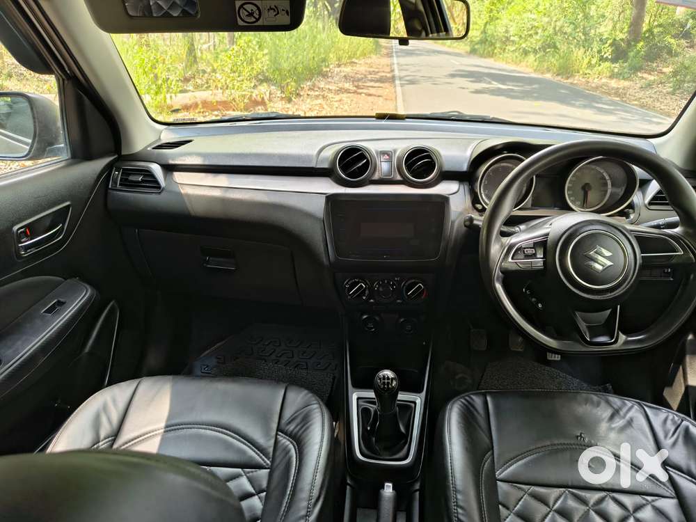 Maruti Suzuki Swift Vxi + Manual, 2022, Petrol