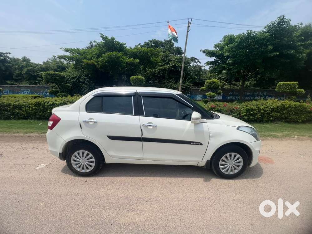 Maruti Suzuki Swift Dzire 2015 Cng & Hybrids Well Maintained