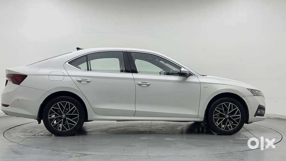 Skoda Octavia 2.0 L K Tsi At, 2021, Petrol