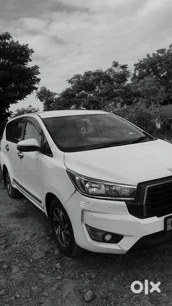 Toyota Innova Crysta 2018