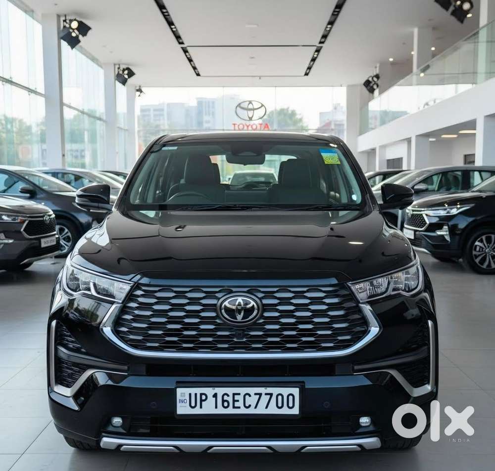 Toyota Innova Hycross 2.0 Zx (o) Hybrid 7 Str, 2024, Petrol