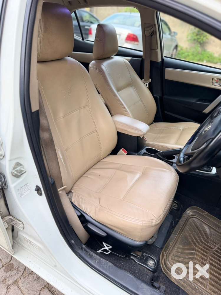 Toyota Corolla Altis 2014