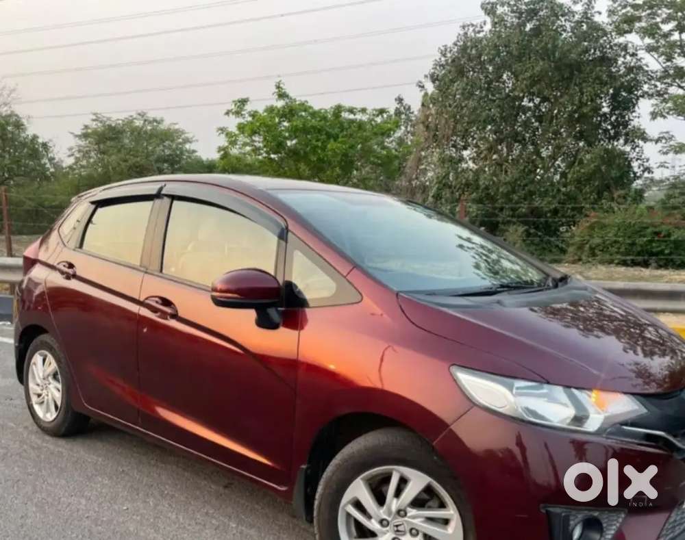 Honda Jazz Top Manual Petrol Variant In Very Well Maintained Condition